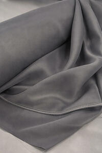 Soepelvallende transparante inbetween