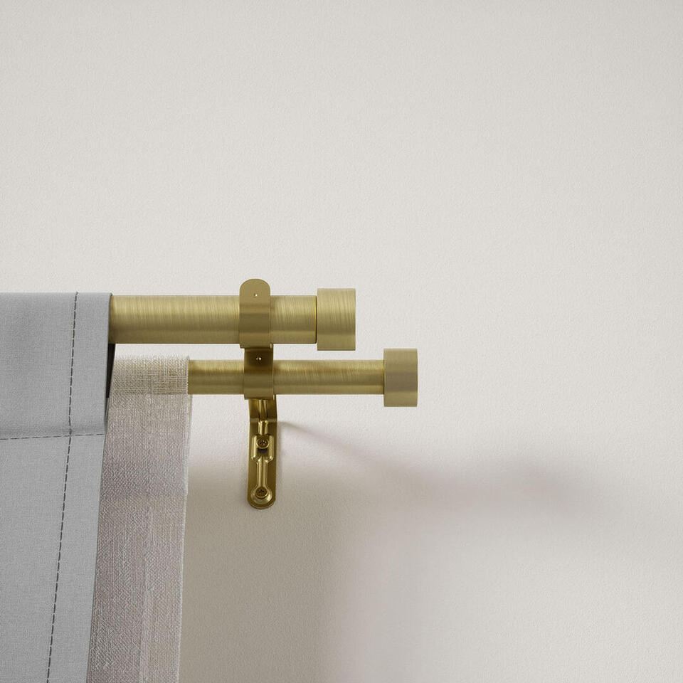 De Cappa gordijnroede van Umbra is super stylish. Geschikt voor licht- tot middelzware gordijnen of vitrages.